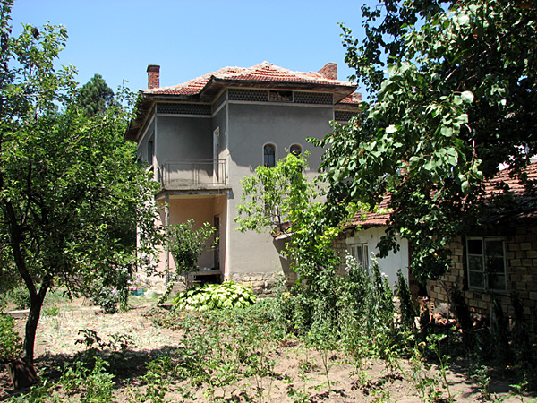 House for sale, located in the center of Borovo city, Bulgaria